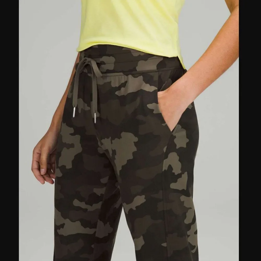 Lululemon Ready to Rulu High-Rise Jogger in camo olive | Size 6